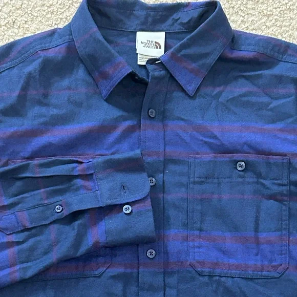 The North Face Men’s Large Arroyo Flannel Shirt - Picture 8 of 8